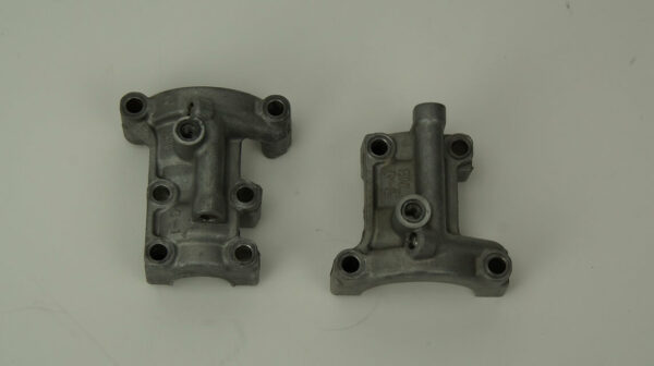 Camshaft Covers/holders OEM, used Yamaha YZ250F, 2006 - Image 2