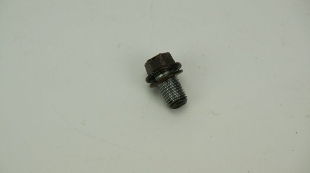 Oil Drain Bolt, Yamaha YZ250F, 2006, OEM Used inthedirt.ca