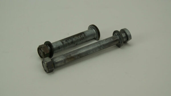 Linkage shaft bolt, suspension relay arm hardware, Yamaha yz250F,2006 OEM *USED* - Image 4