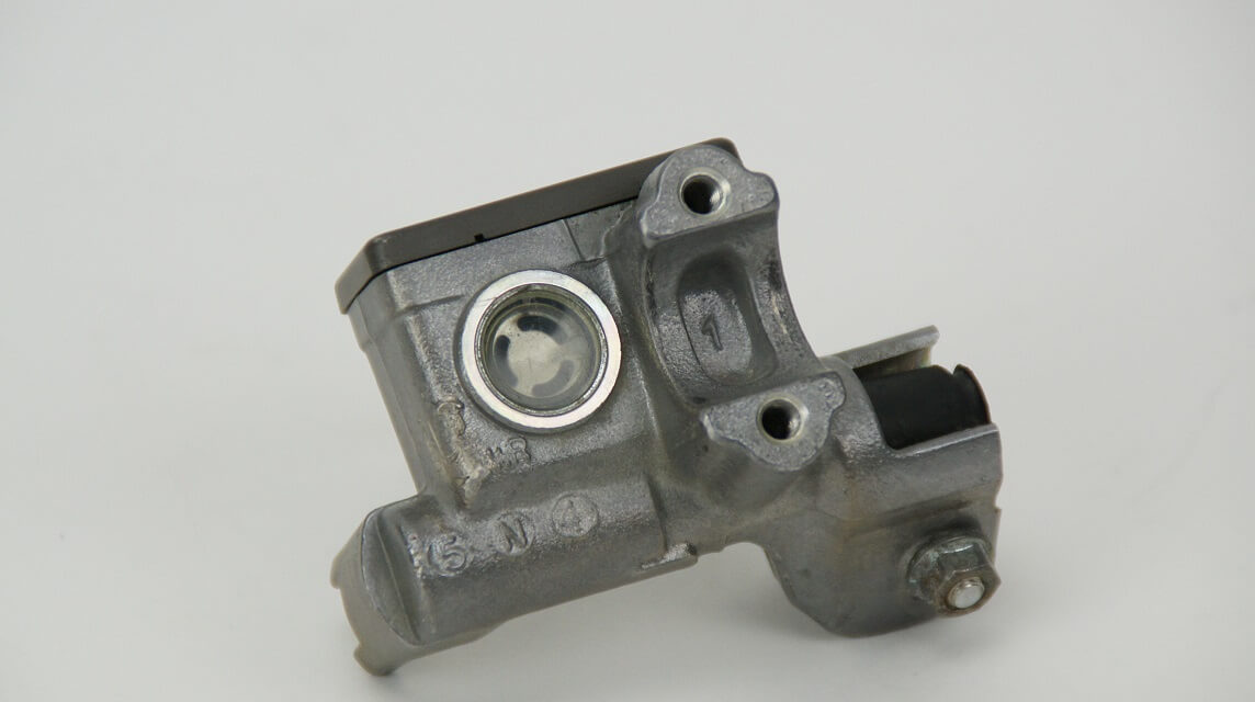 Nissin Front Brake master cylinder Yamaha yz250F inthedirt.ca