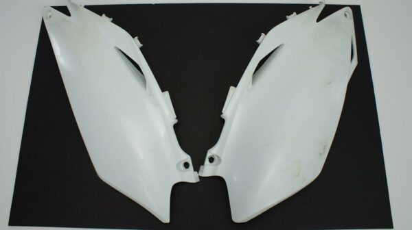 Honda CRF 250R Rear side covers OEM White *USED