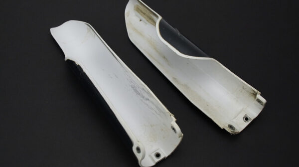Fork Guars, OEM White w/ factory effex graphics for Yamaha YZ 250 F - Image 3